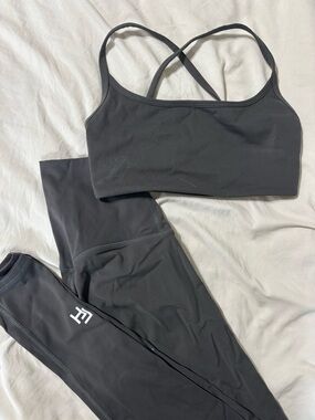 First Health sports bra & leggings set